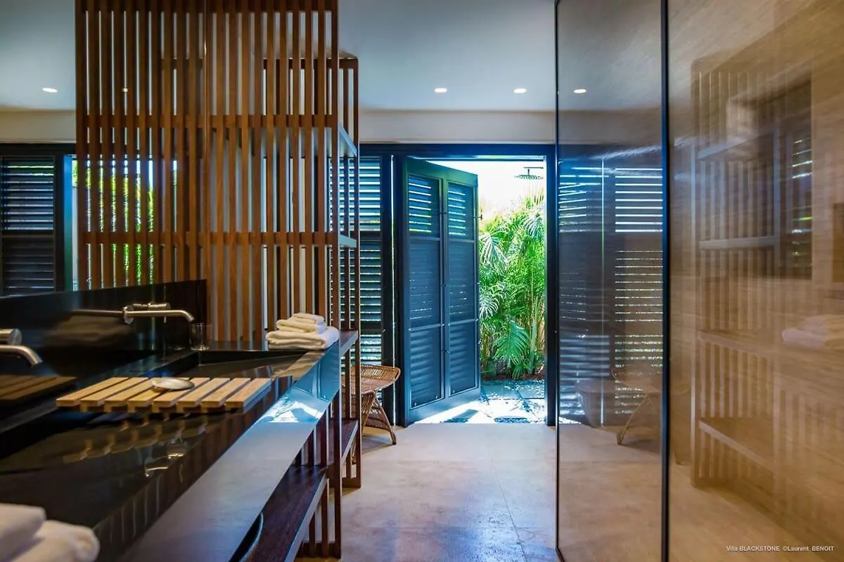 Breathtaking Hillside Villa Marigot